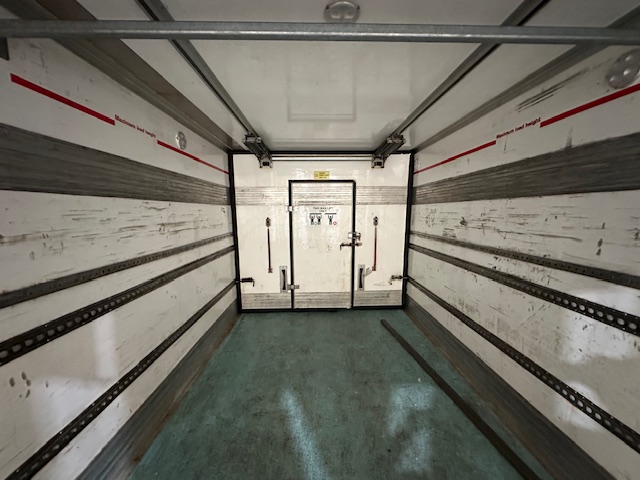 Mercedes Axor 1824 Day Cab Fridge Box