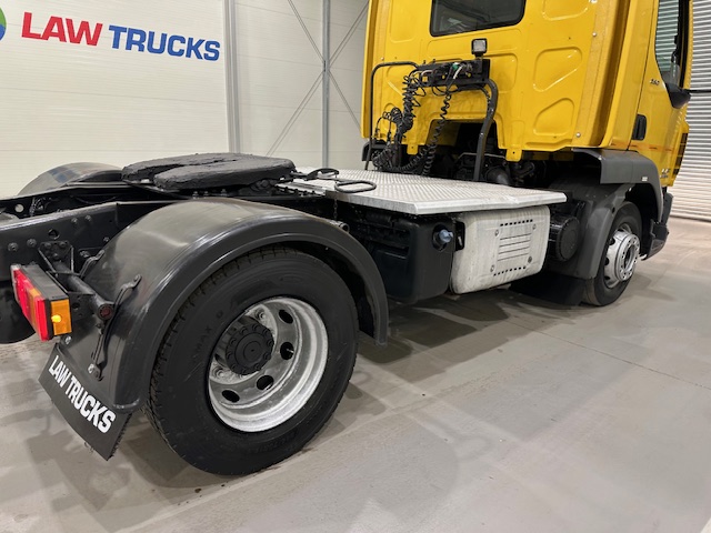 DAF LF 250 4×2 Rest Cab Tractor Unit