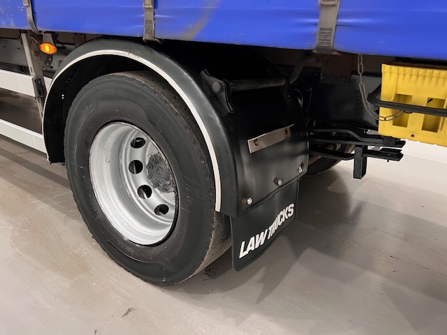 DAF CF 250 Sleeper Cab Curtainsider