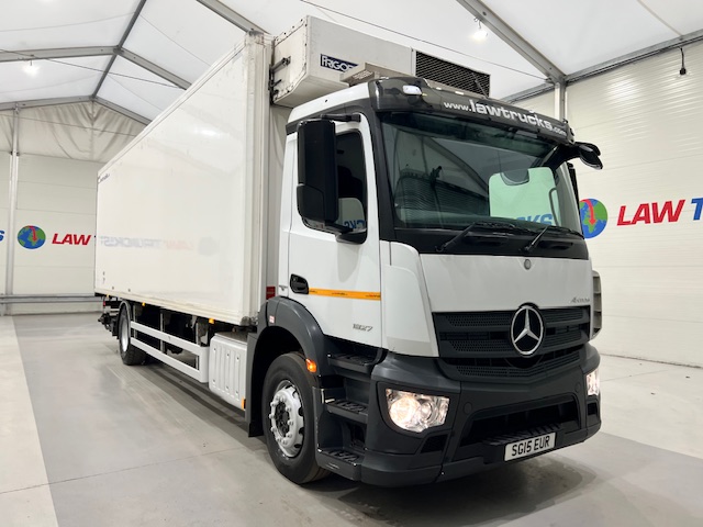 Mercedes Antos 1827 Day Cab Fridge Box