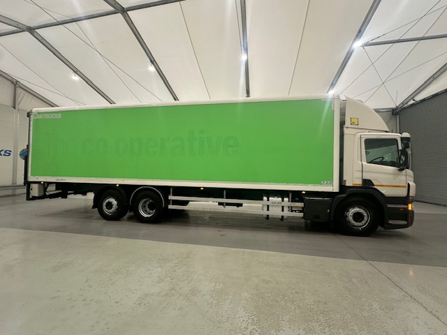 Scania P280 6×2 Rear Lift Day Cab Fridge Box