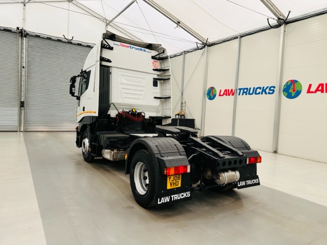 Iveco Stralis 450 4×2 Tractor Unit