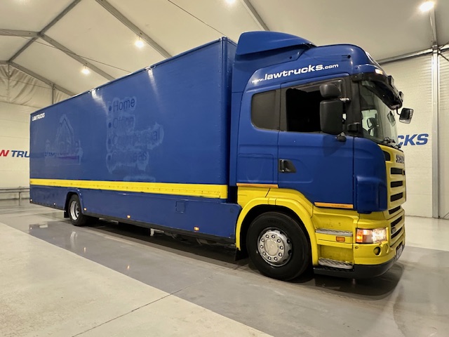 Scania R270 4×2 Sleeper Cab Box Van Manual