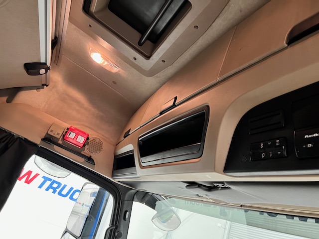 Mercedes Actros 2545 6×2 Midlift Tractor Unit