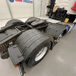 Volvo FH 460 6×2 Midlift Tractor Unit - thumbnail