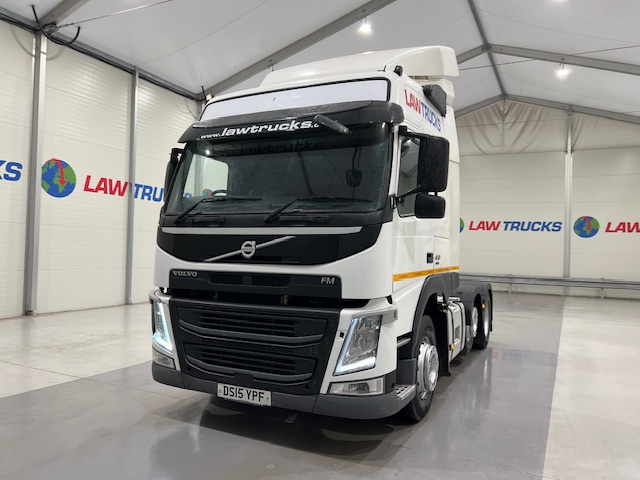 Volvo FM 450 6×2 Midlift Tractor Unit