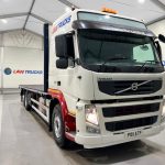 Volvo FM 330 6×2 Rear Lift Sleeper Cab Flatbed - thumbnail