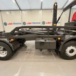 Scania P380 8×4 Day Cab Hookloader Manual - thumbnail