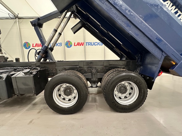 DAF CF85 410 8×4 Day Cab Steel Tipper Grab
