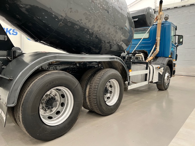Scania P94 300 6×4 Day Cab Cement Mixer