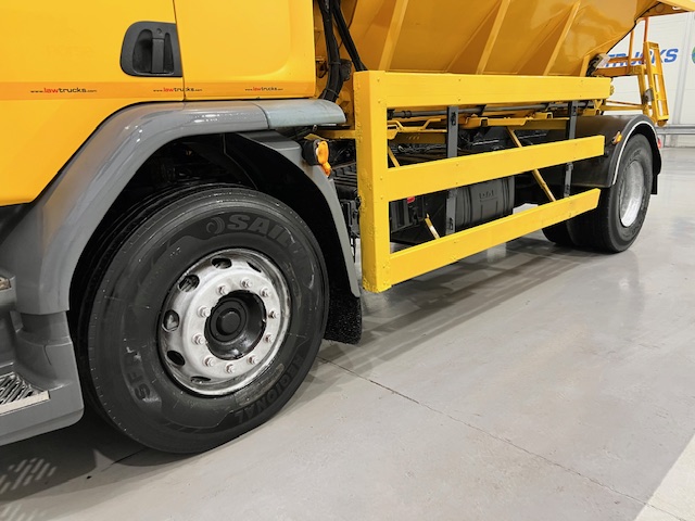 DAF LF 250 4×2 Sleeper Cab Gritter