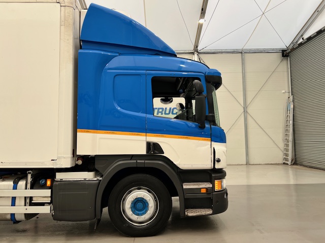Scania P250 4×2 Sleeper Cab Fridge Box
