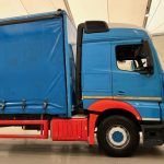 Mercedes Actros 2530 Rear Lift Sleeper Cab Curtainsider - thumbnail