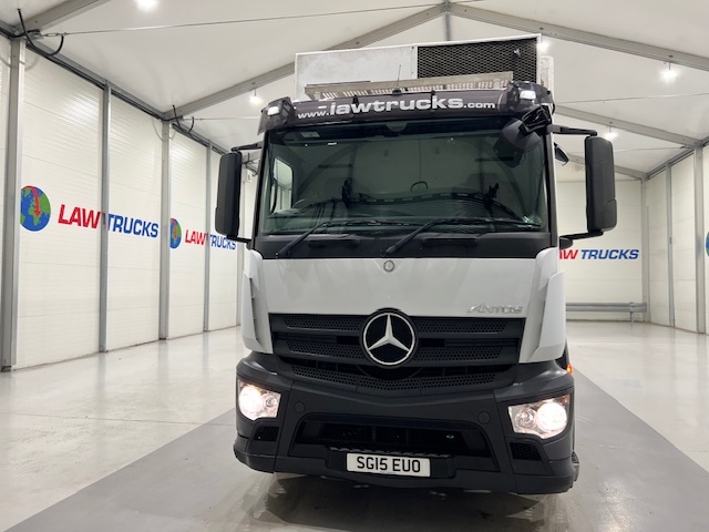 Mercedes Antos 1827 Day Cab Fridge Box