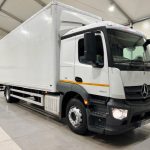 Mercedes Actros 1824 4×2 Sleeper Cab Box Van - thumbnail