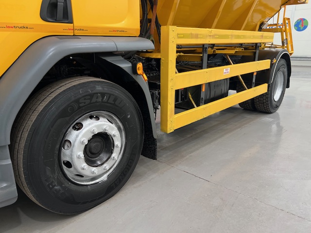 DAF LF 250 4×2 Sleeper Cab Gritter