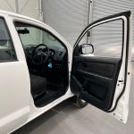 Toyota Hilux 2.5 D-4D 4×4 Double Cab Pick Up - thumbnail