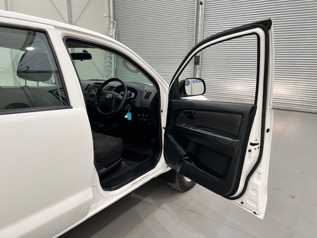 Toyota Hilux 2.5 D-4D 4×4 Double Cab Pick Up