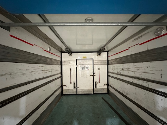 Mercedes Axor 1824 Day Cab Fridge Box