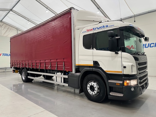 Scania P250 4×2 Sleeper Cab Curtainsider