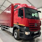 Mercedes Actros 2533 6×2 Sleeper Cab Curtainsider - thumbnail