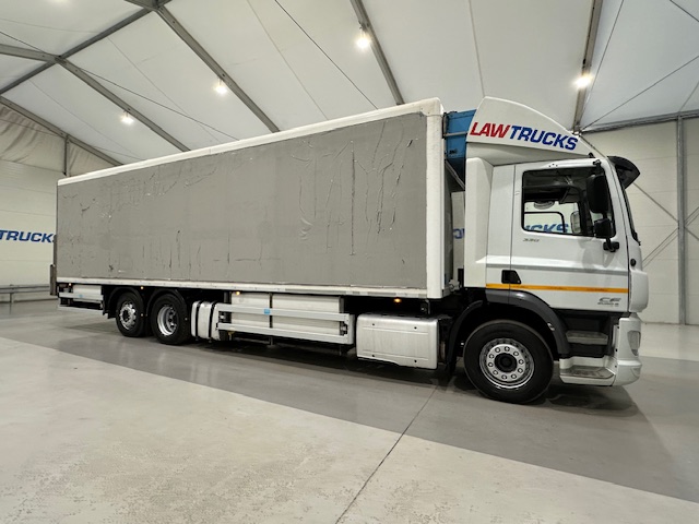 DAF CF 330 Rear Lift Day Cab Fridge Box