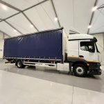 Mercedes Actros 1824 Sleeper Cab Curtainsider - thumbnail