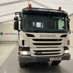 Scania P360 8×4 Day Cab Hookloader Manual - thumbnail