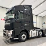 Volvo FH 500 6×2 Midlift Tractor Unit Safari Edition - thumbnail