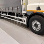 DAF CF75 310 Rear Lift Sleeper Cab Curtainsider - thumbnail