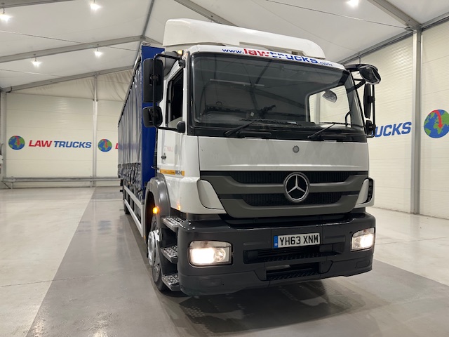 Mercedes 1824 4×2 Day Cab Curtainsider