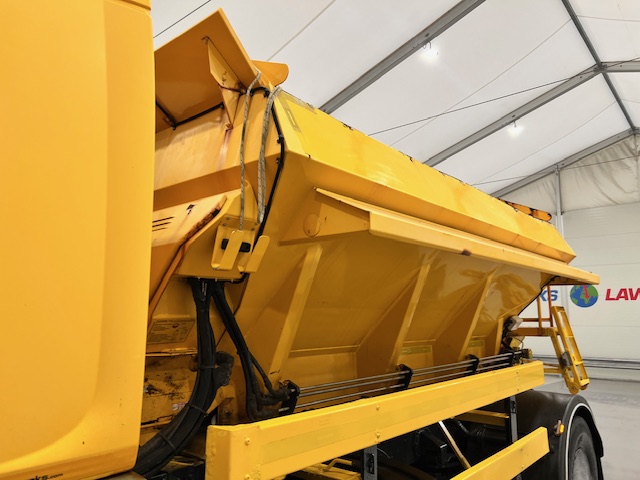 DAF LF 250 4×2 Sleeper Cab Gritter