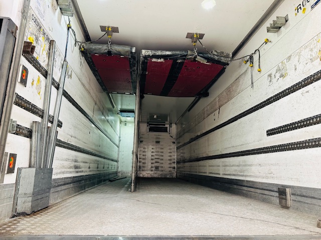 DAF CF 290 6×2 Rear Steer Fridge Box
