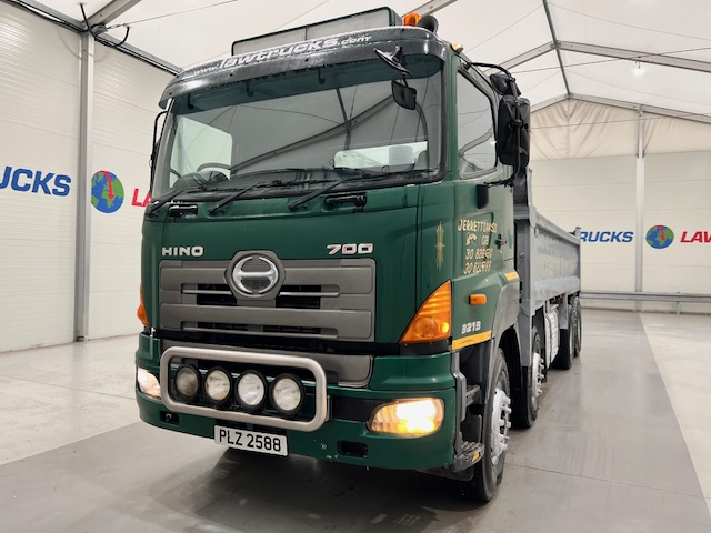 Hino 3241 700 8×4 Sleeper Cab Steel Tipper