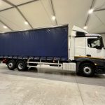 Mercedes Actros 2530 6×2 Sleeper Cab Curtainsider - thumbnail
