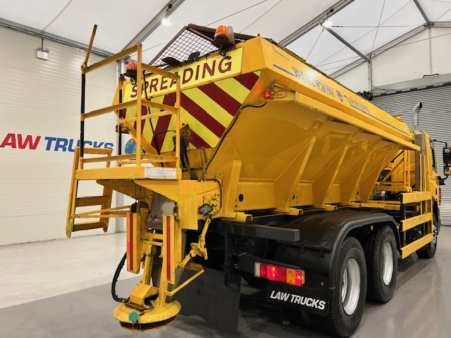 DAF CF75 310 6×4 Day Cab Gritter