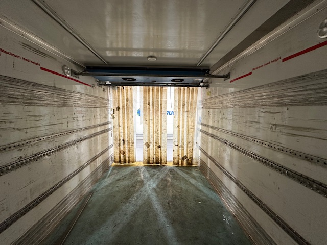 Mercedes Axor 1824 Day Cab Fridge Box