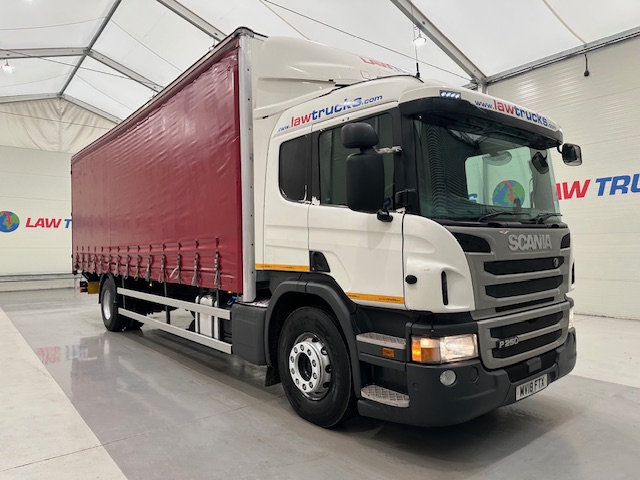 Scania P250 4×2 Sleeper Cab Curtainsider