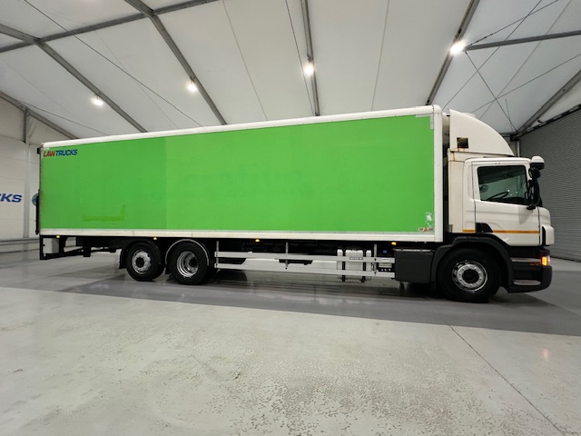 Scania P280 6×2 Rear Lift Day Cab Fridge Box