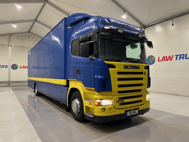 Scania R270 4×2 Sleeper Cab Box Van Manual