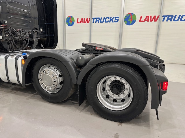 Scania R450 6×2 Midlift Highline Tractor Unit