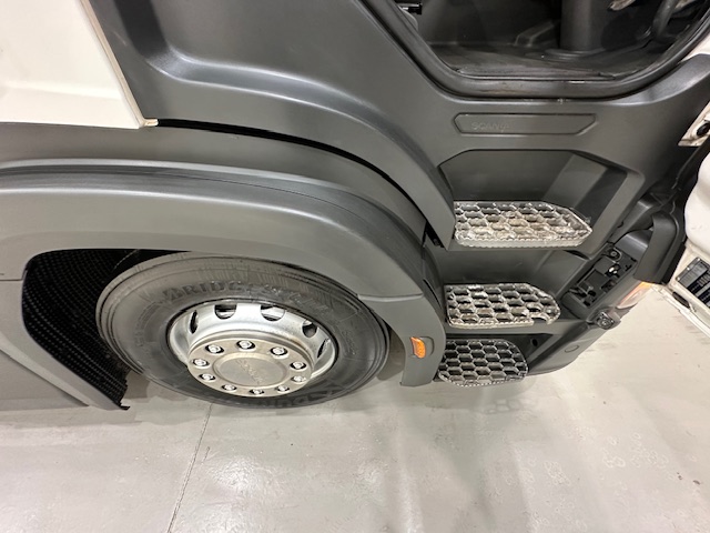 Scania G410 4×2 Sleeper Cab Tractor Unit