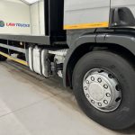 Scania P94 260 10 Tyre Sleeper Cab Flatbed - thumbnail