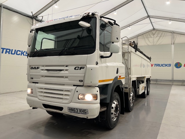 DAF CF85 360 8×4 Sleeper Cab Tipper Manual
