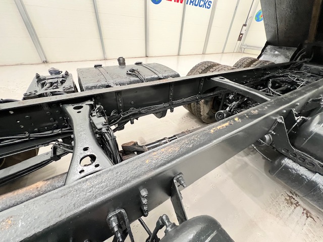 Scania P370 8×4 Rest Cab Tipper Manual