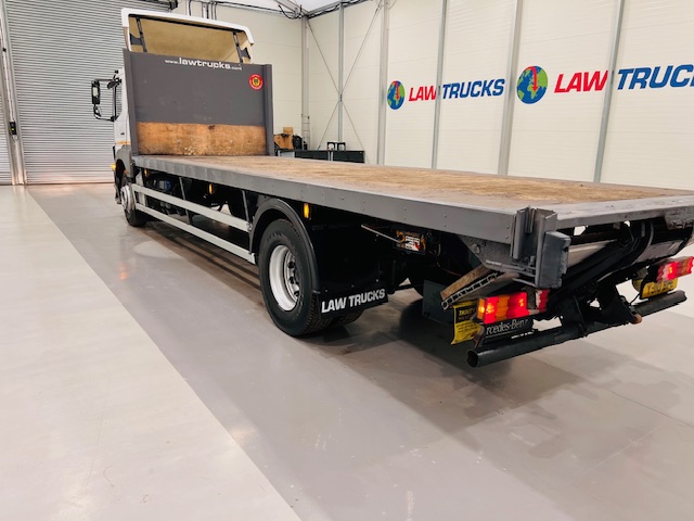Mercedes Axor 1824 Sleeper Cab Flatbed