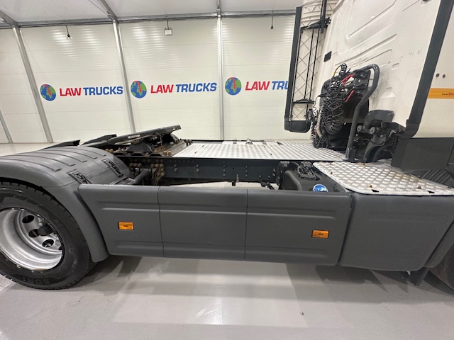Scania G410 4×2 Sleeper Cab Tractor Unit