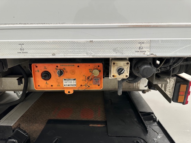 Mercedes Axor 1824 Day Cab Fridge Box