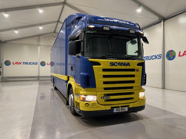 Scania R270 4×2 Sleeper Cab Box Van Manual