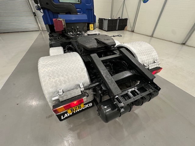 DAF CF85 410 6×2 Midlift Tractor Unit